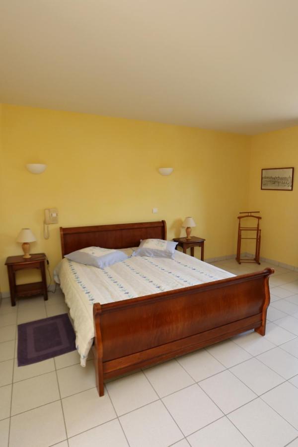 Hotel Le Relais Du Chateau Grignols  ภายนอก รูปภาพ
